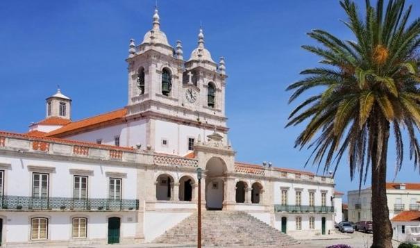 100 Meters From The Beach! Rua Da Paz Назаре Экстерьер фото